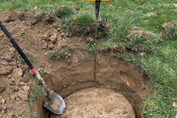 Septic tank cleaning under way at a home near Hartfield